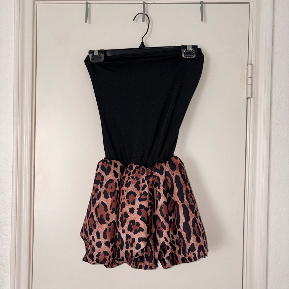 SHEIN Black leopard print balloon dress